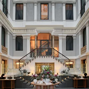 Hotel H10 Urquinaona Plaza (adults Only) ****