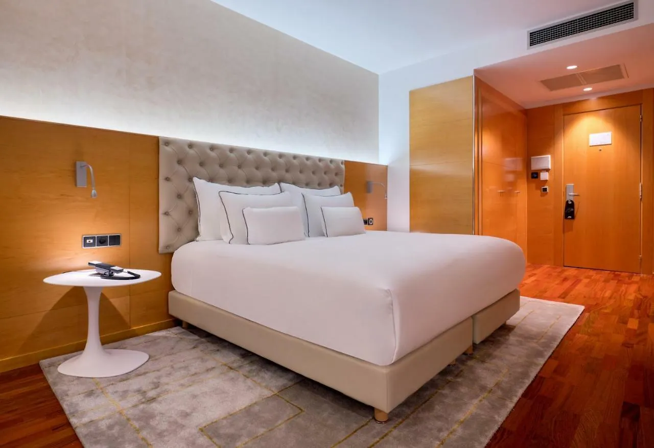 Sansi Pedralbes Hotel Barcelona 4*,
